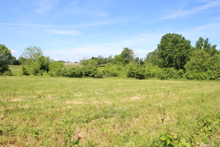 12-15 Fieldstone Dr, Lawrenceburg, KY 40342
